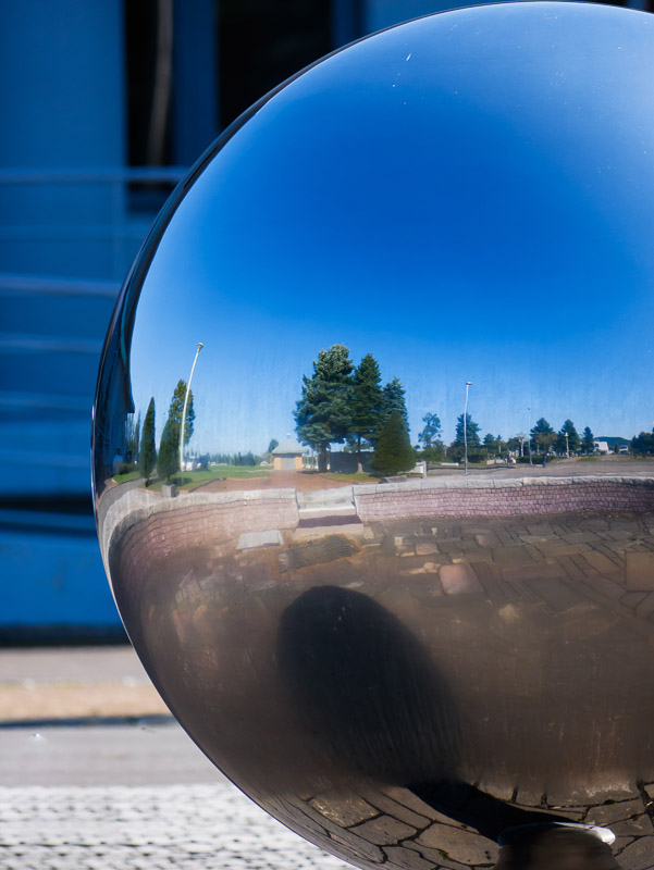 Metal Mirror Globe