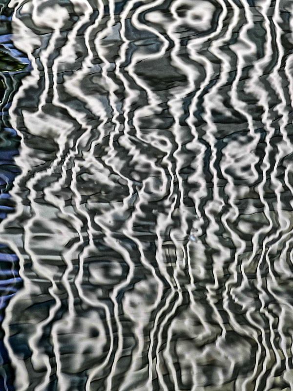 Rippled Pattern on the Water